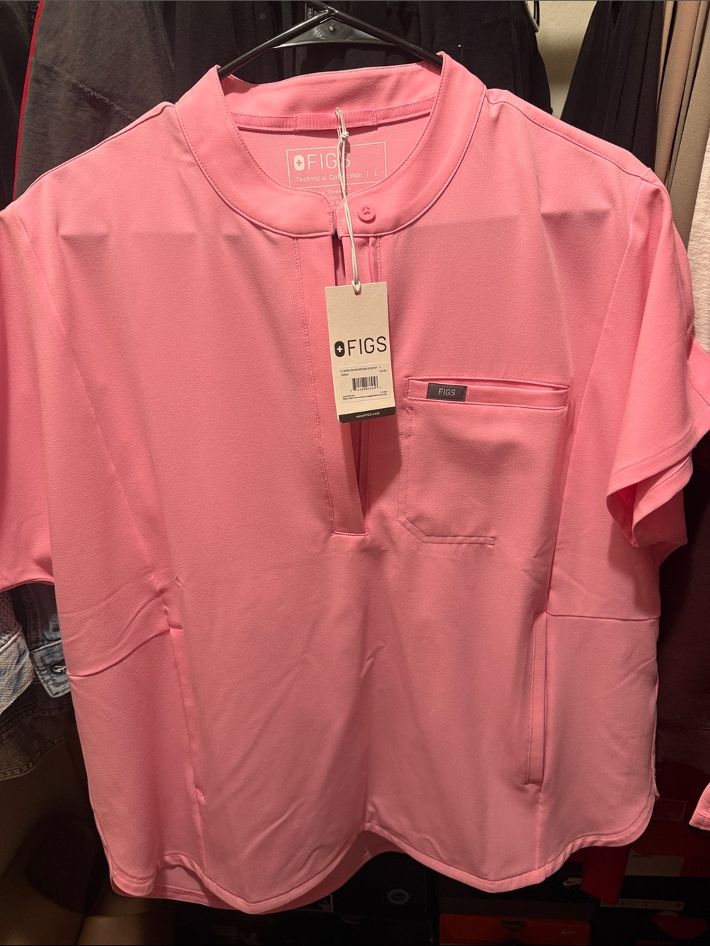 FIGS Men's Pink Short-Sleeve Scrub-Style Top